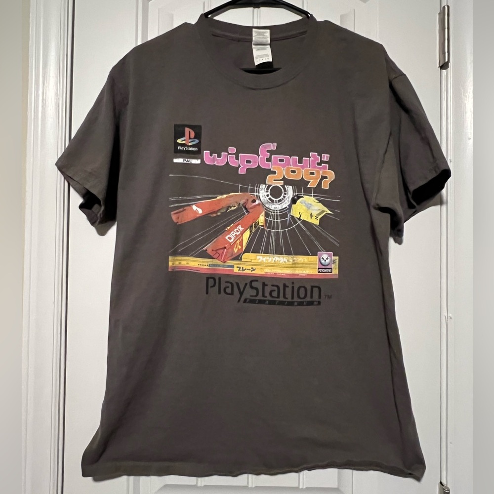 Gildan Charcoal Wipeout 2097 PlayStation 1 T-Shirt - vintage design Y2K